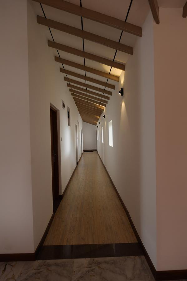 Seasons Hotel Kurunegala Zewnętrze zdjęcie