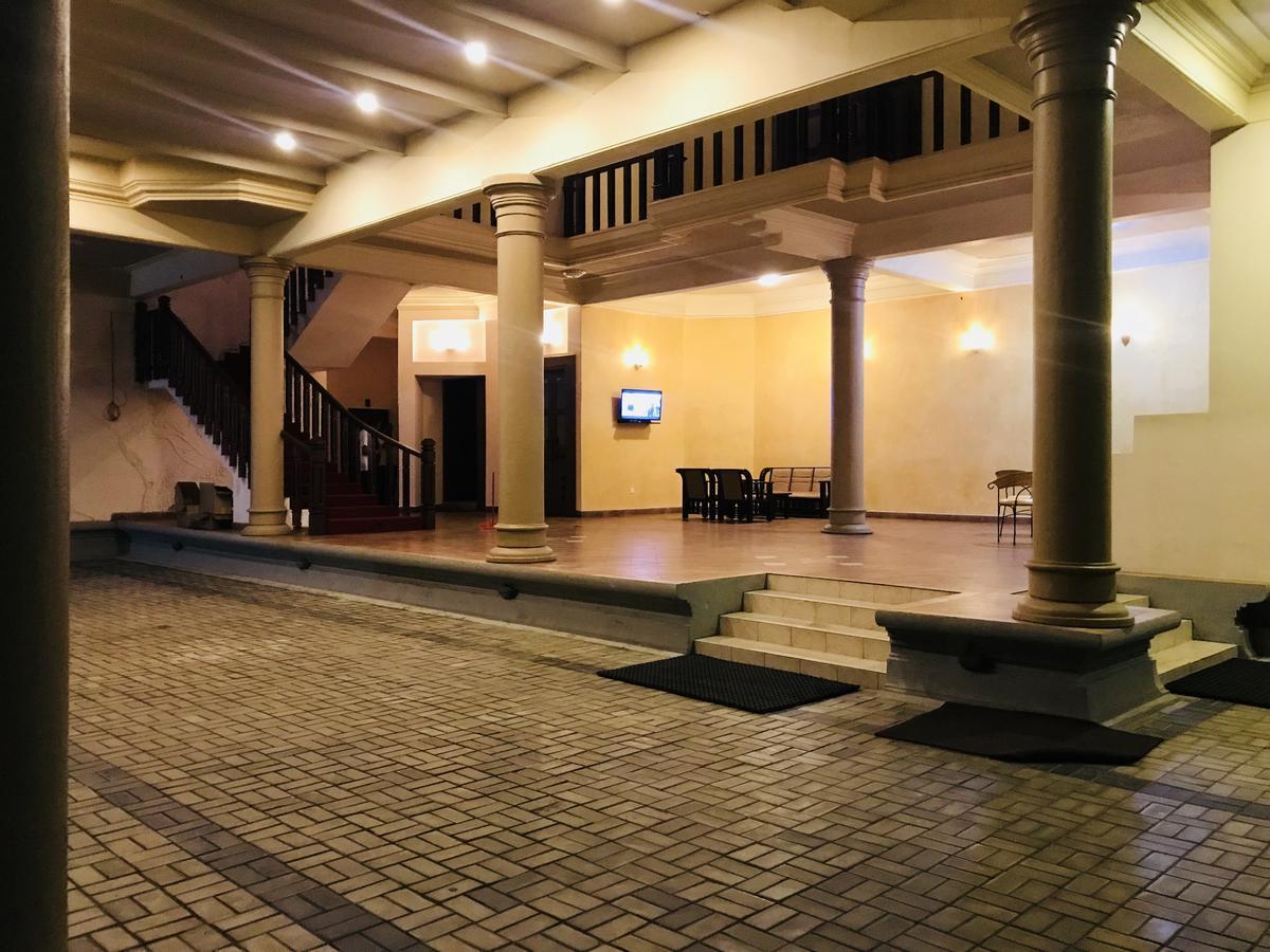 Seasons Hotel Kurunegala Zewnętrze zdjęcie