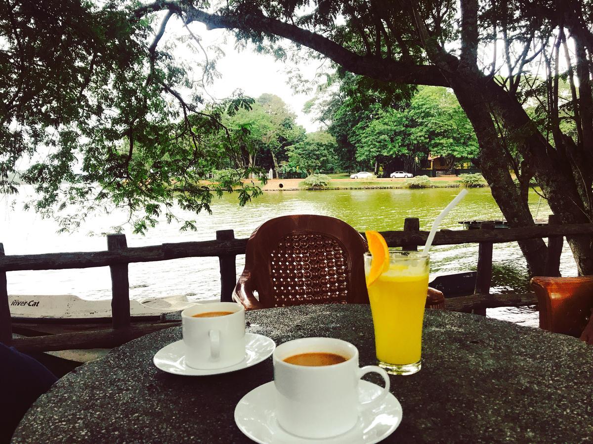 Seasons Hotel Kurunegala Zewnętrze zdjęcie